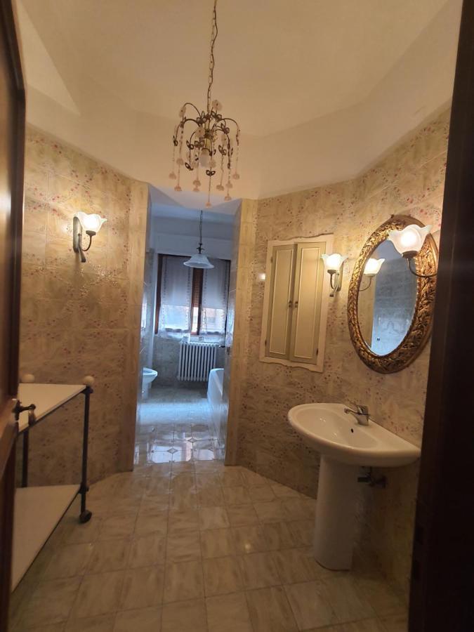 Spazioso Appartamento In Centro Citta San Benedetto del Tronto Exterior foto